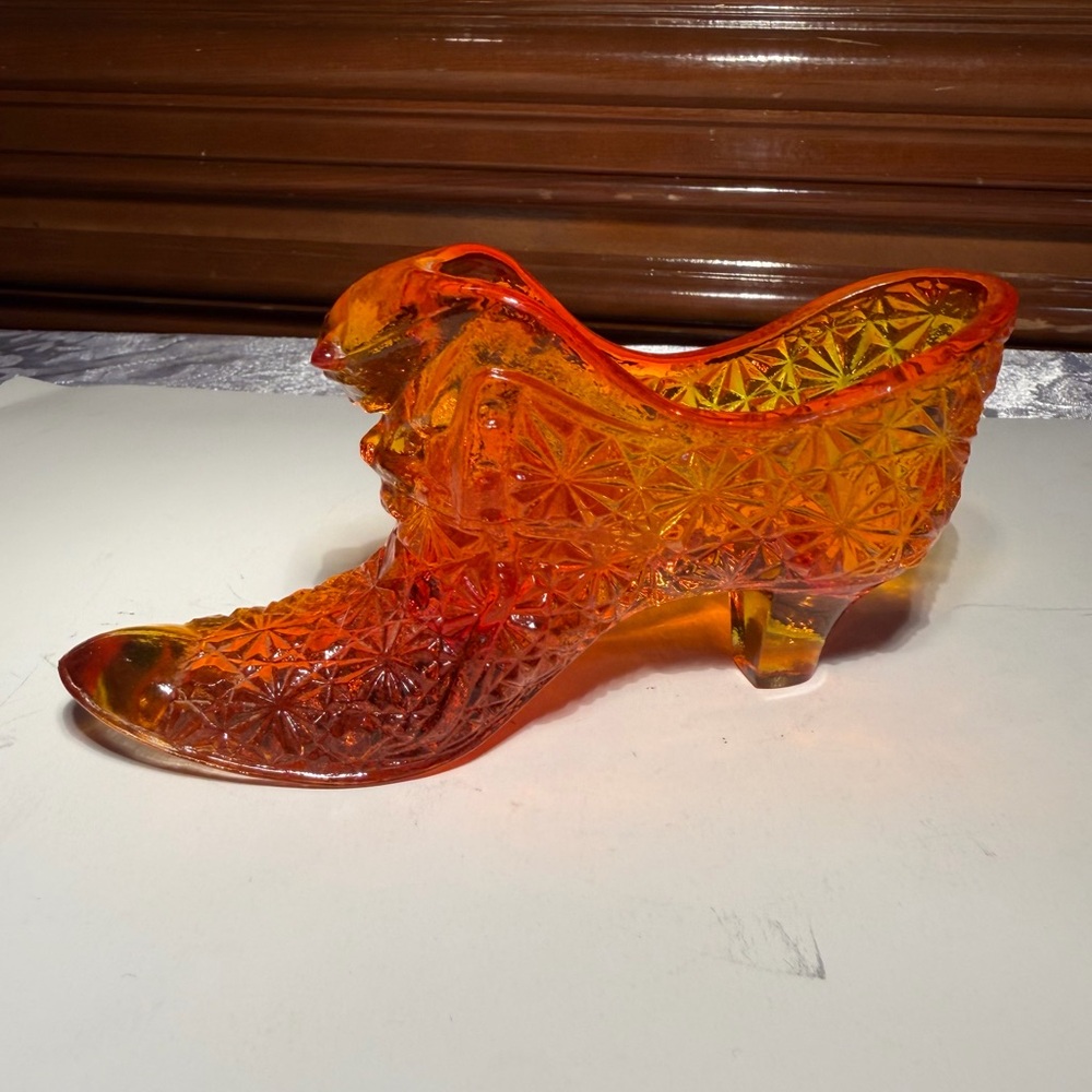 Vintage Fenton Amberina Glass Daisy & Button Cat Slipper/Shoes GLOWS